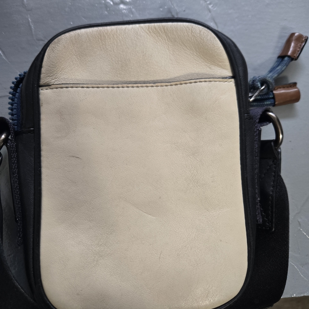 Coach Men's Black and Cream Crossbody Bag - Picture 3 of 5
